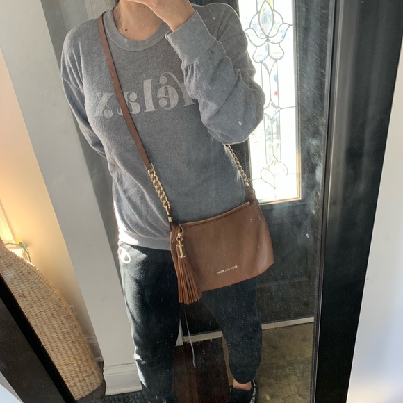 Pre-owned beautiful Crossbody Purse in camel color - Picture 5 of 5